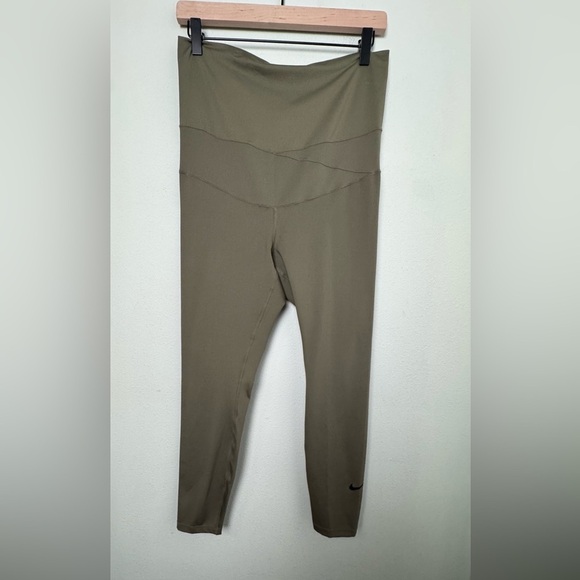 Nike One Women's High-Waisted Leggings (Maternity) in Olive Green Size Large/LP - Picture 3 of 12